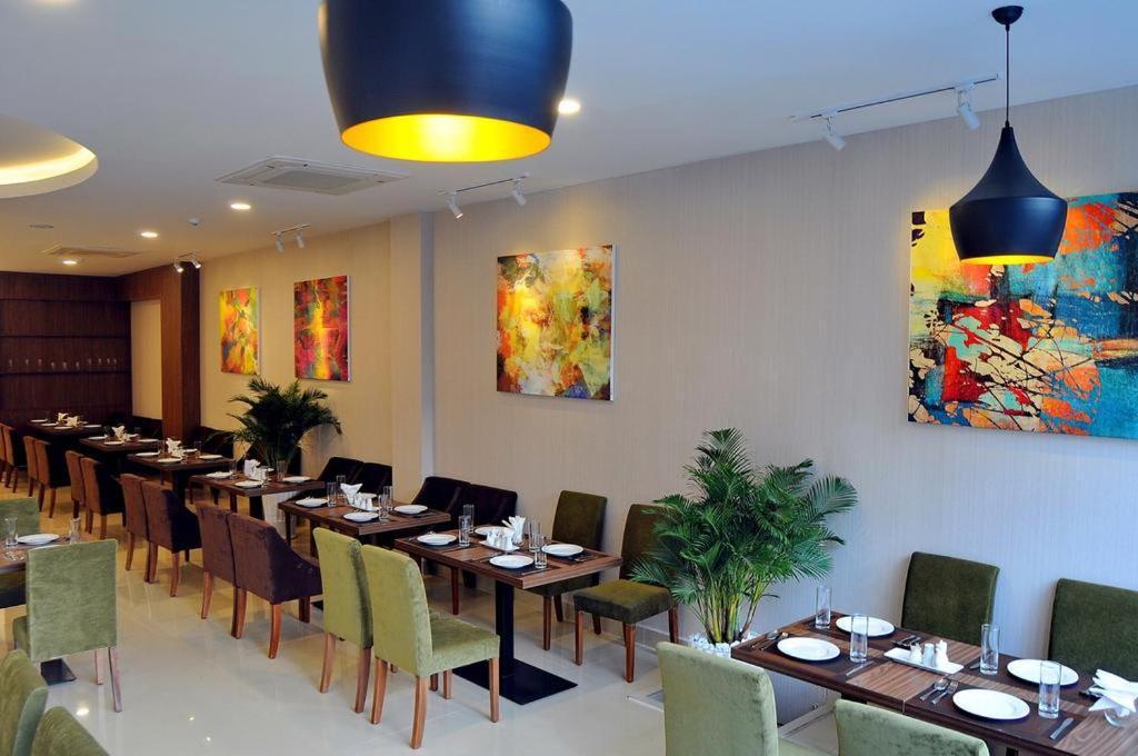 The World Hotel נה טראנג מראה חיצוני תמונה